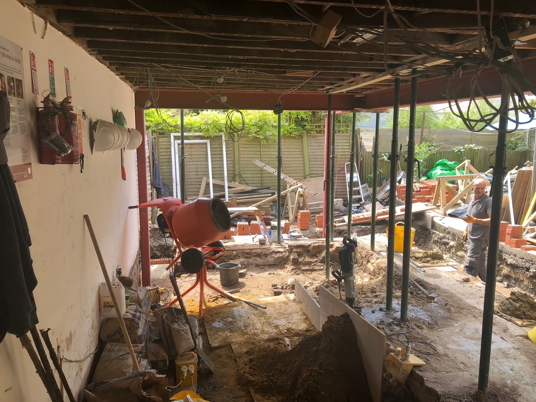 Notting Hill, the works, frame 3