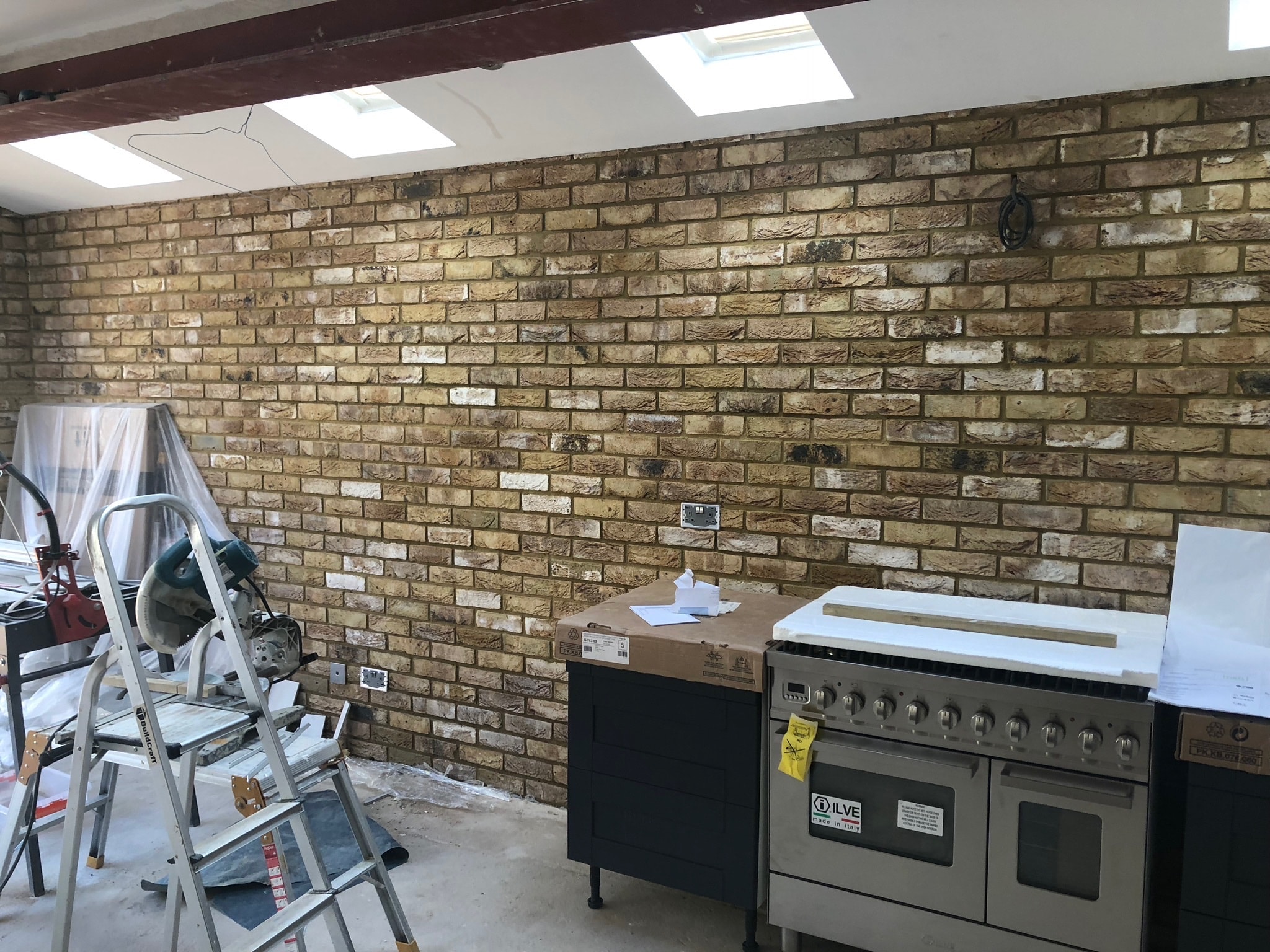 Notting Hill, the works, frame 14